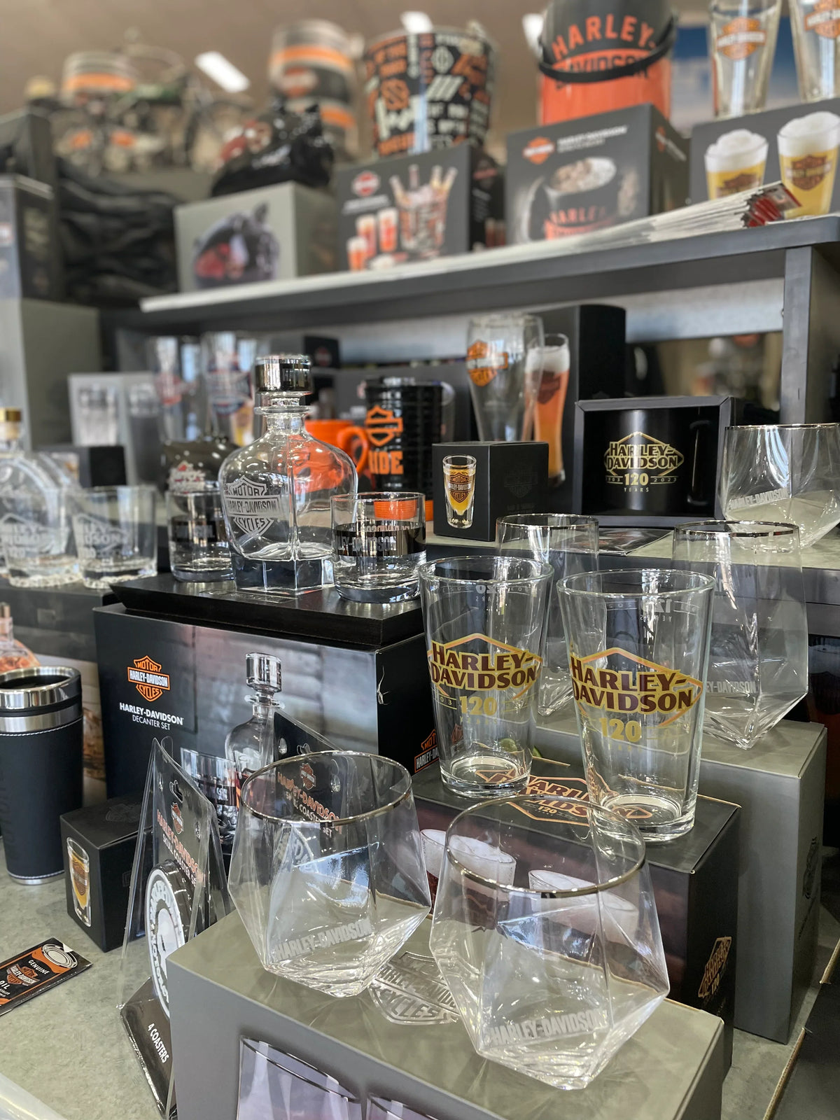 Gifts & Accessories