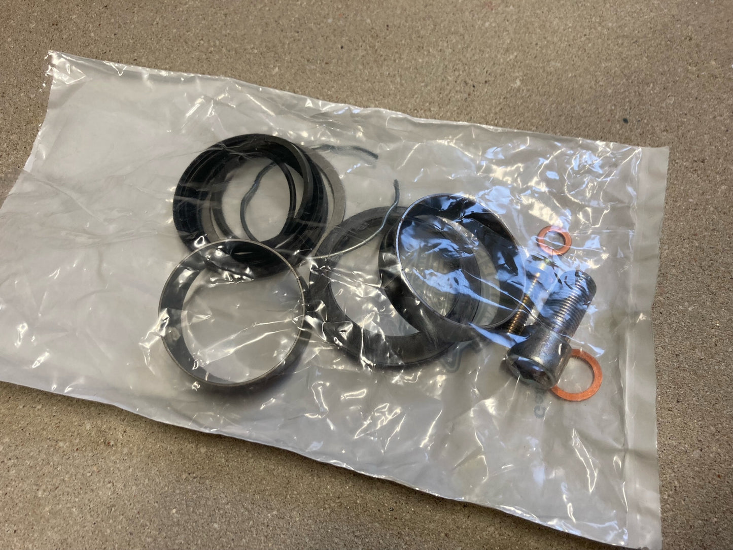 49379-09 Harley-Davidson® "Fork Rebuild Kit DYNA/VRSC 2006-17"